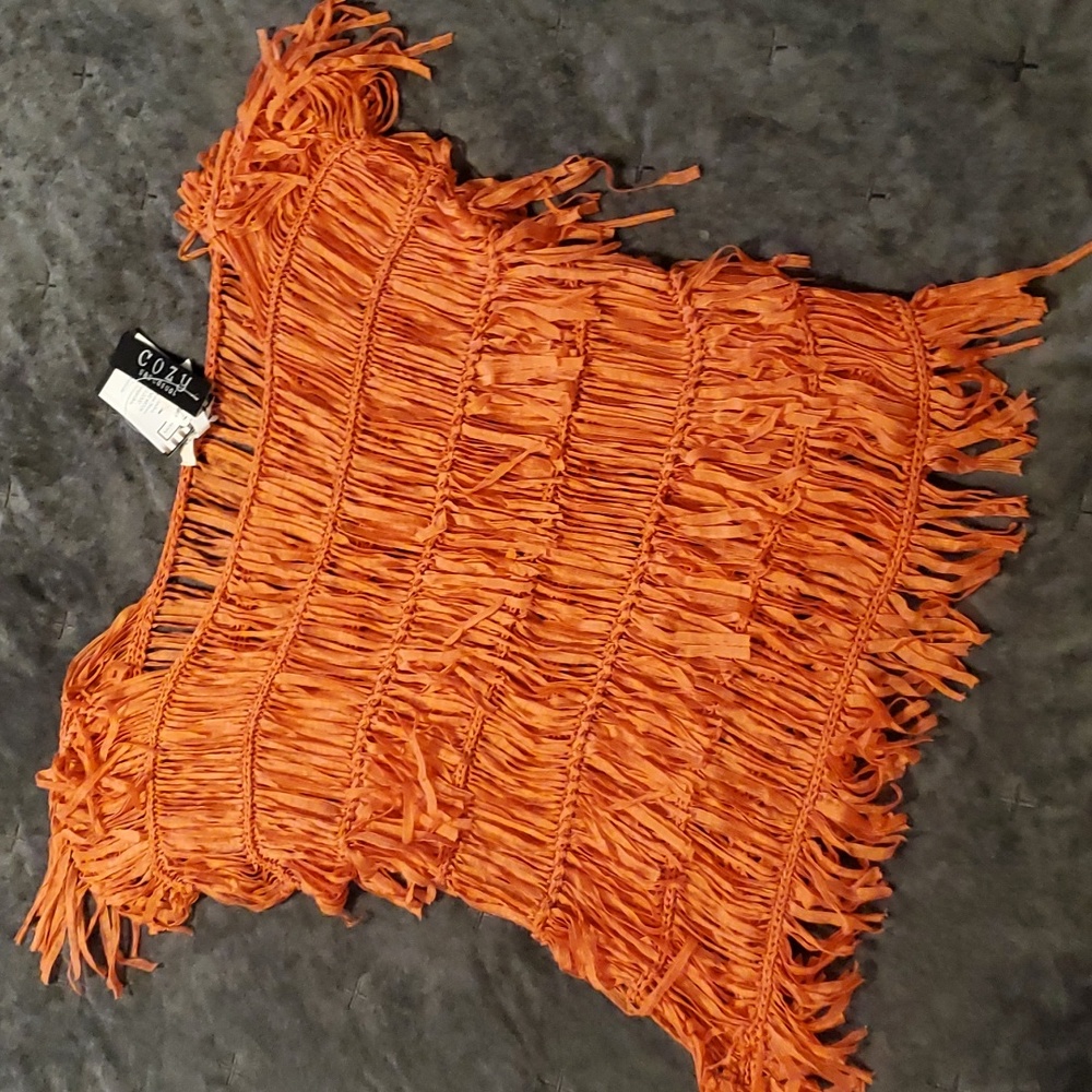 Nw Cozy S & S casual fringe top